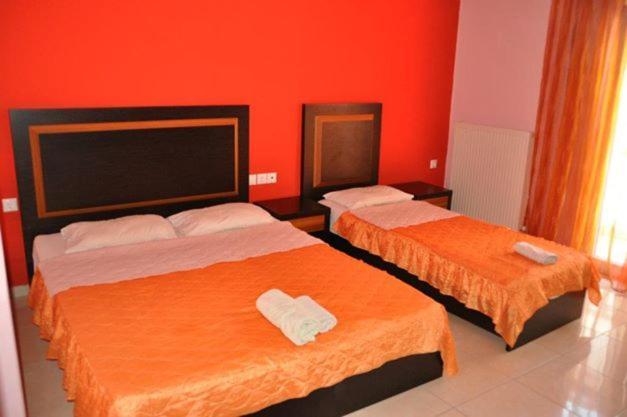 Hotel Louiza Paralía Buitenkant foto